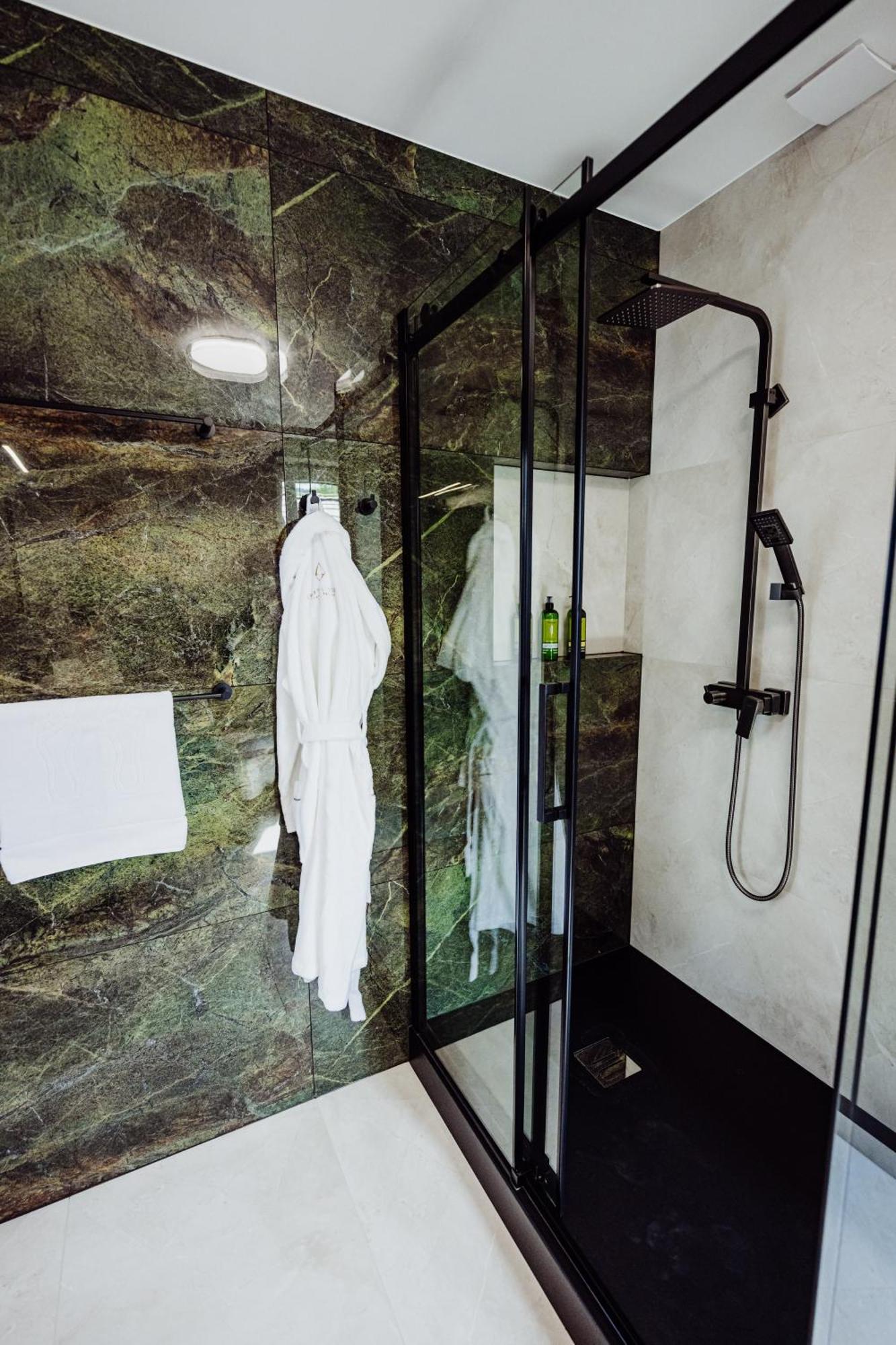 Cristalview Stay&Relax - Luksusowe Apartamenty- Zewnetrzne Jacuzzi- Przyjazne Dla Rodzin - Zwierzeta Akceptowane Podgorzyn Exterior photo